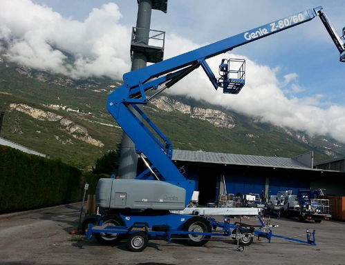 安義縣移動升降車出租價格與安全可靠性解析